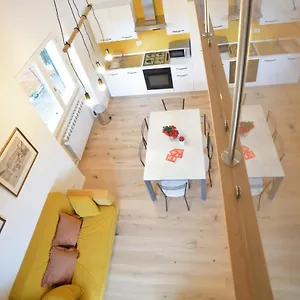 Porta Romana New Free Parking Apartamento
